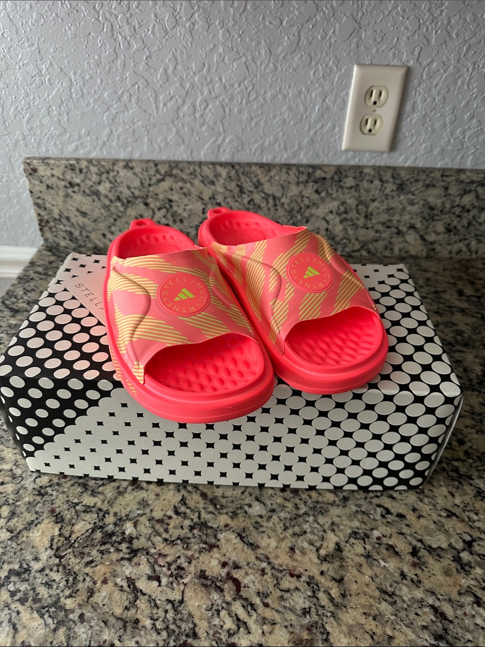 Adidas by Stella McCartney Kids Neon Pink Slide Sandals with Gold Accents